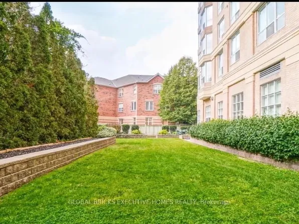 21 Overlea Blvd #1309, Toronto, ON M4H 1P2