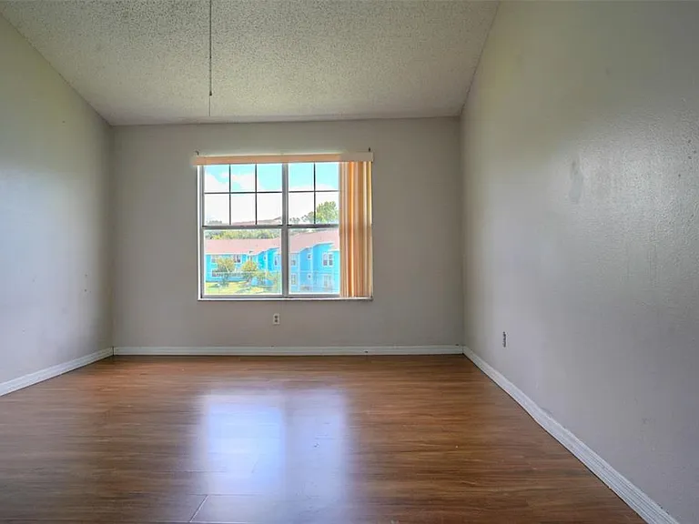 2747 N Poinciana Blvd #14 — Photo 10