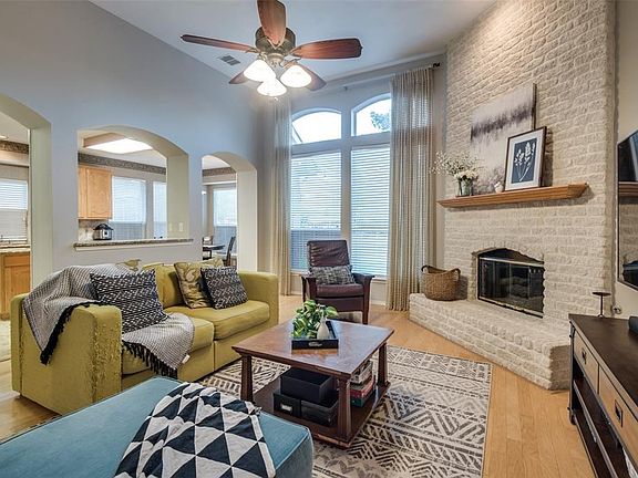 4th image of 3908 Kite Meadow Dr