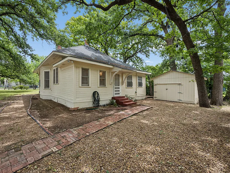 7923 Mohawk Dr — Photo 43