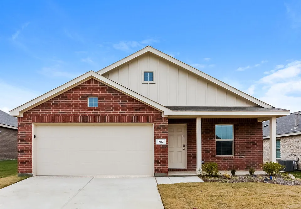 1017 Crestview Dr