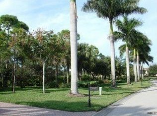 21700 Masters Cir, Estero, FL 33928