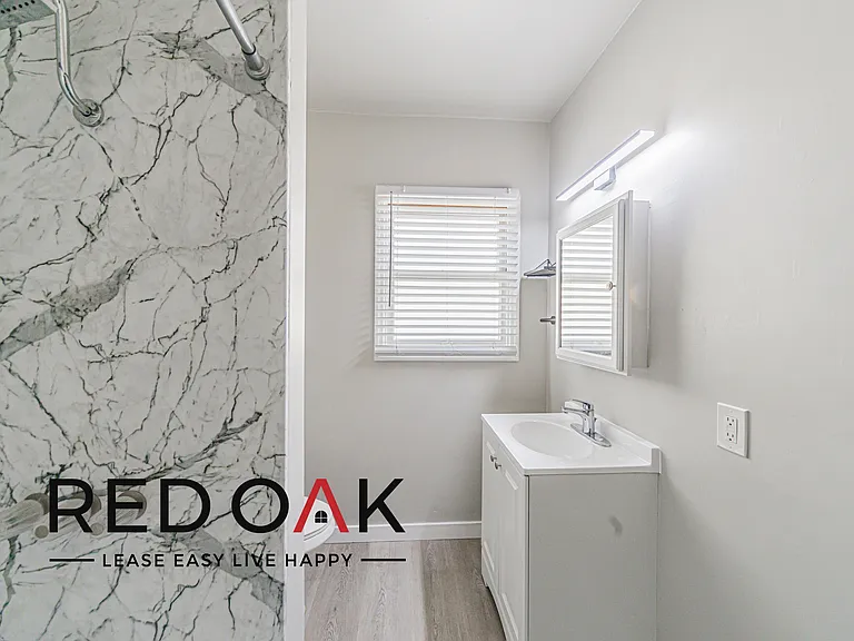 1848.5 N Edgemont St #5 — Photo 13