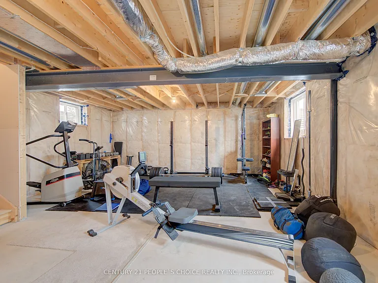 377 Bradshaw Dr — Photo 34