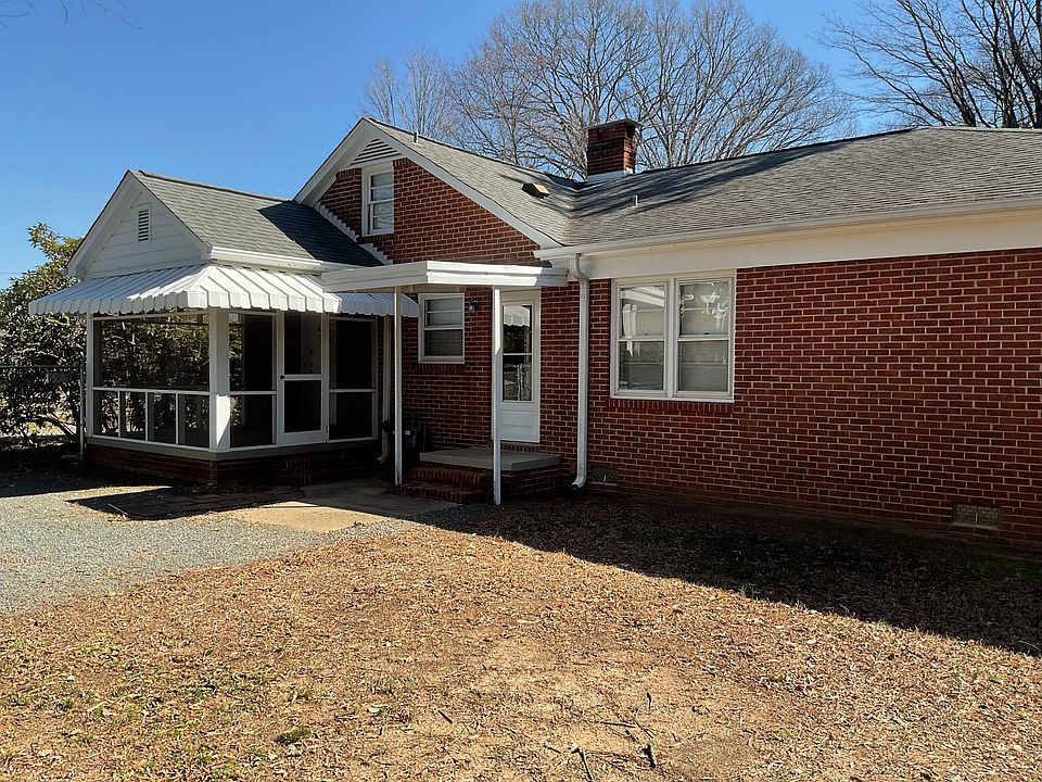Entry door & screened porch