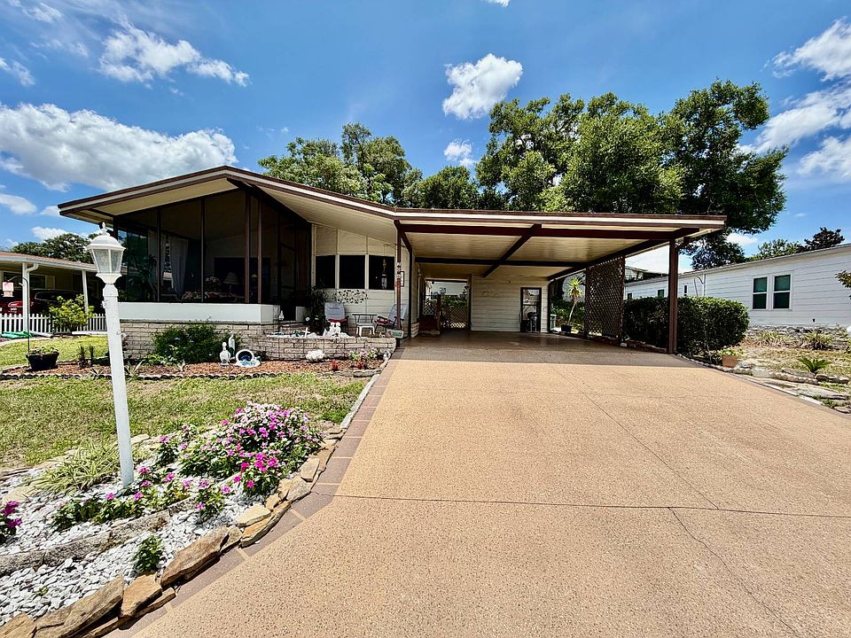 1st image of 206 Bradley Ln