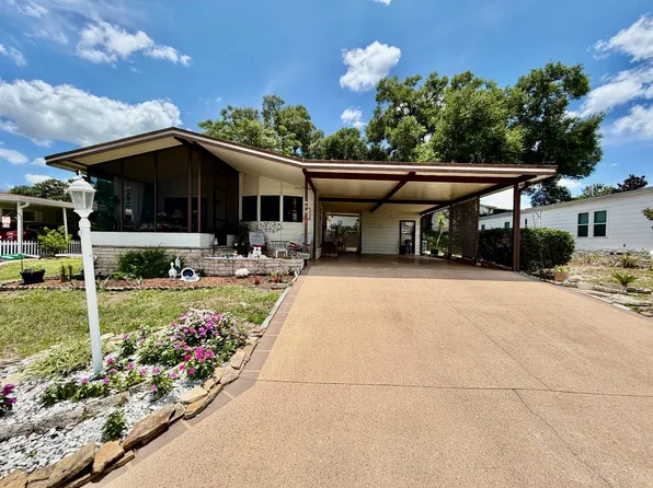206 Bradley Ln, Lady Lake, FL 32159