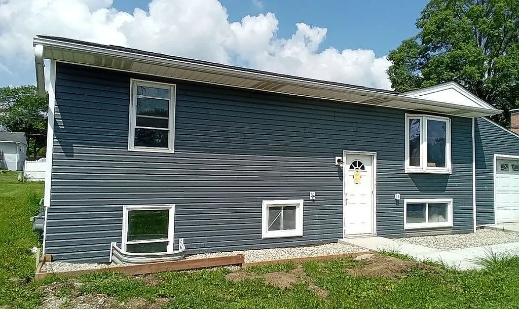 612 Albers Ln photo 1