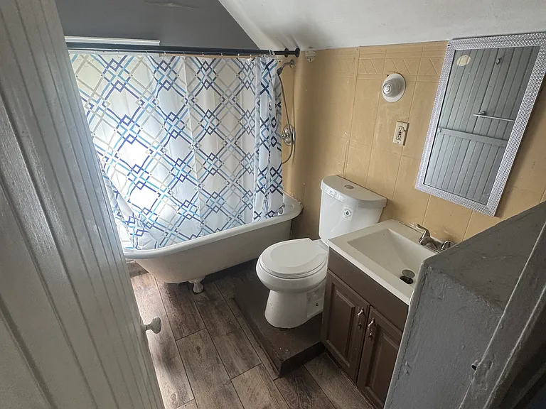 13605 Gainsboro Ave #3 — Photo 4