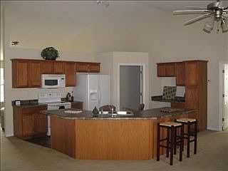 5th image of 308 Carnahan Dr