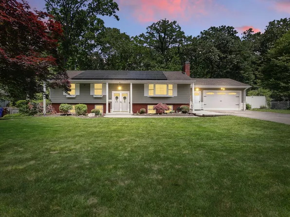 23 Lawncrest Road, Enfield, CT 06082