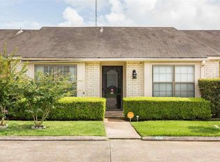 491 Yorktown Ln, Beaumont, TX 77707