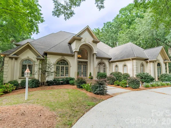 4732 Old Course Dr, Charlotte, NC 28277
