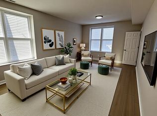 2917 W Cermak Rd APT 2F, Chicago, IL 60623