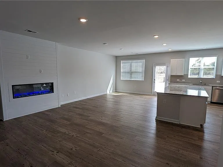840 Point Place Dr — Photo 5