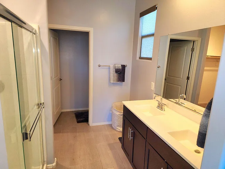 Ensuite bathroom