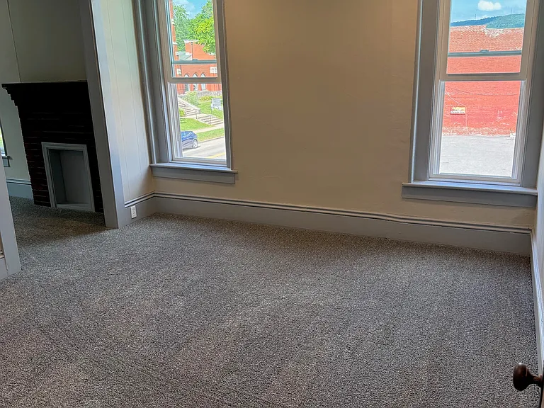 303 N Main St — Photo 21