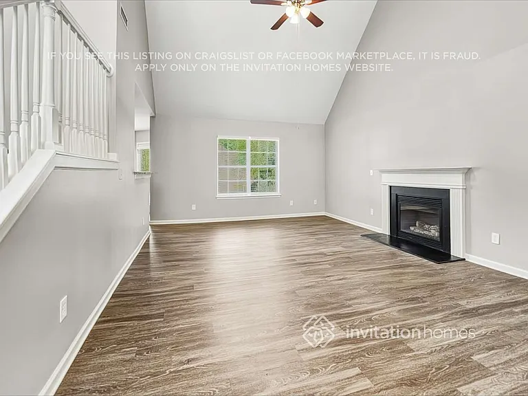 5212 Sunriver Rd — Photo 4