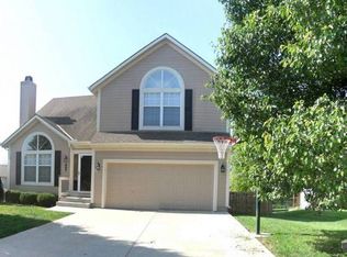 407 Preakness Dr, Raymore, MO 64083