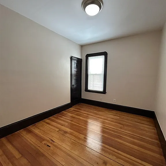 345 Earle St #2 — Photo 3