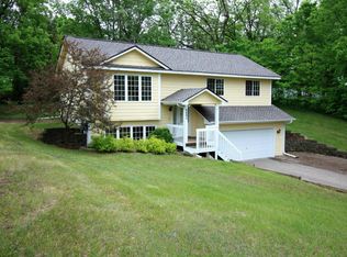 18895 Zumbro St NW, Elk River, MN 55330