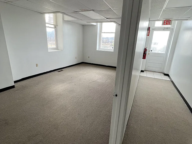 225 Mercer St #1 — Photo 17