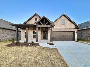 1808 Loebner Ln, Cullman, AL 35055