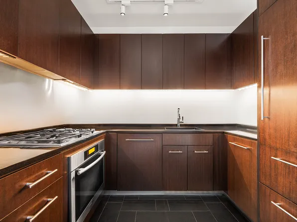 40 Broad Street image 4 of 5