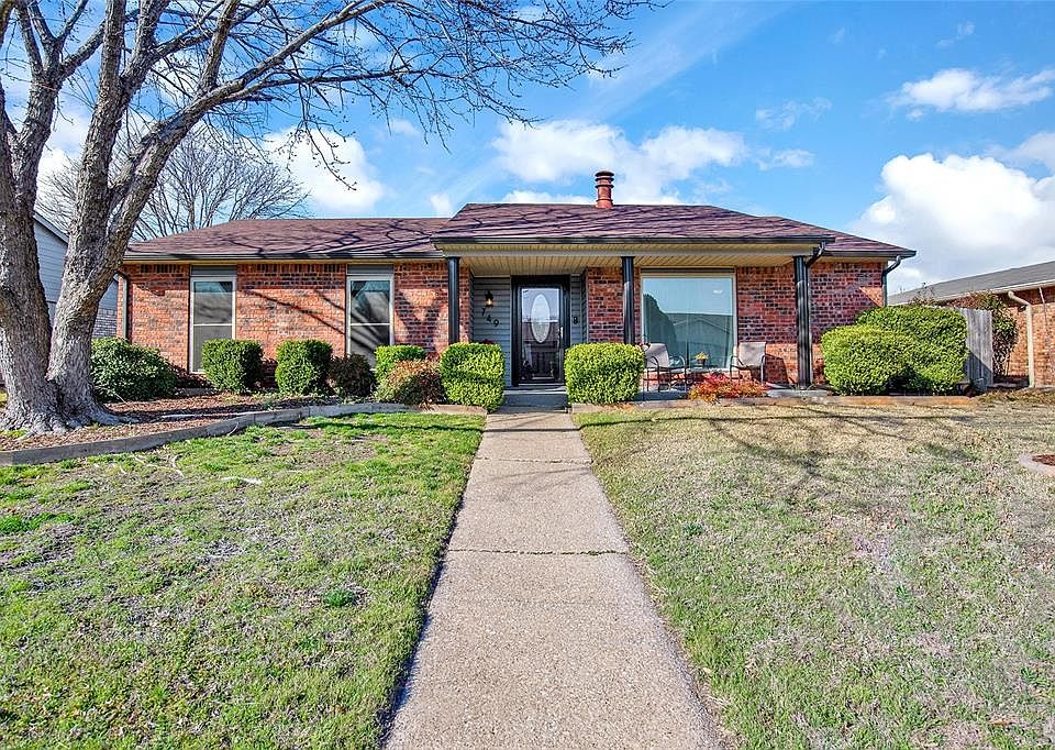 1st image of 749 Cambridge Dr