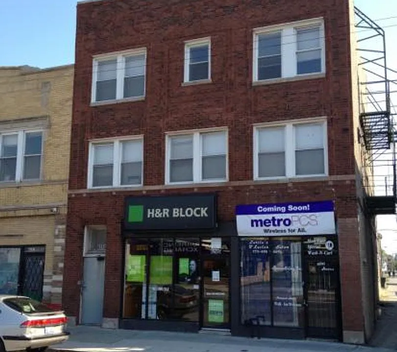 6243 S Ashland Ave