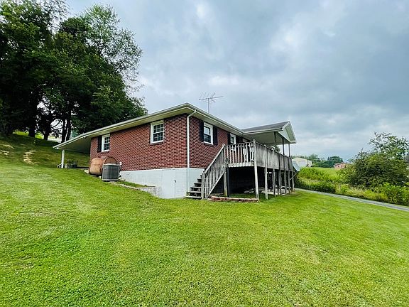 4th image of 37 Amber Hill Dr
