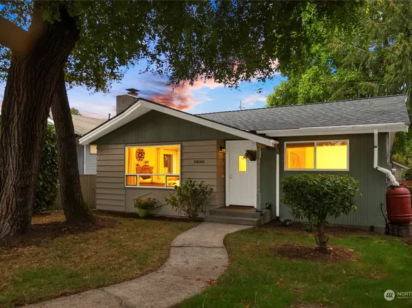 10540 N Park Avenue N, Seattle, WA 98133