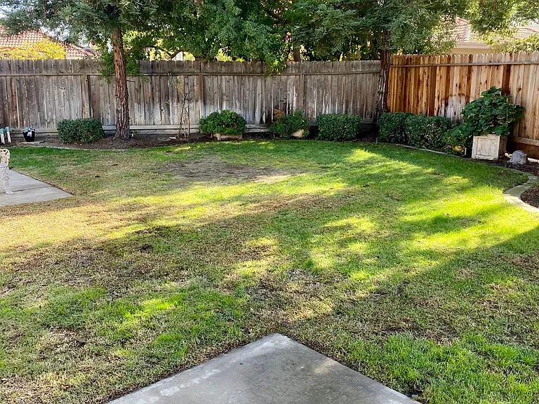 3073 Fowler Ave — Photo 25