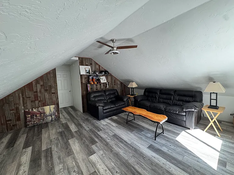 6694 Coleman Creek Rd #1 — Photo 20