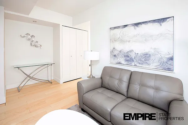Living room, photo 4