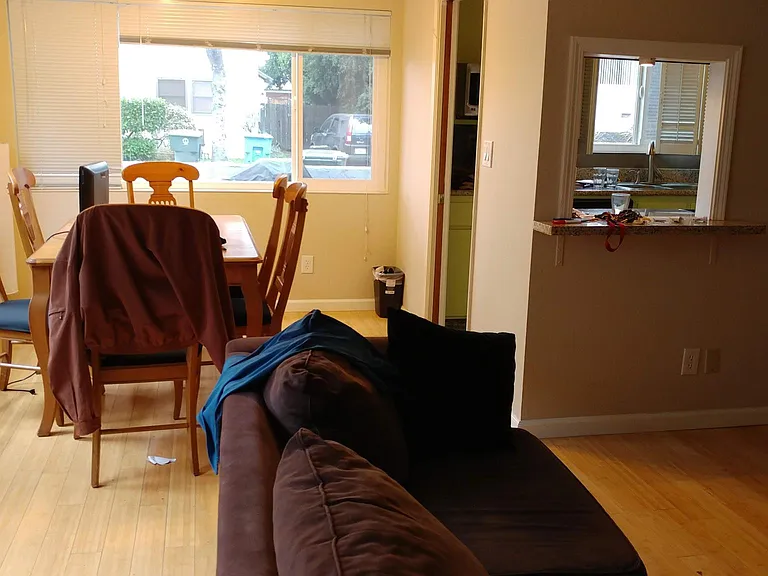 Living room open to dinning room