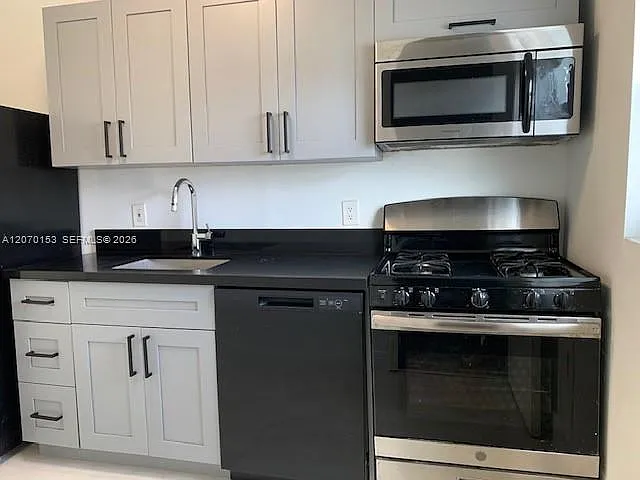 7207 Bay Dr #23 — Photo 16