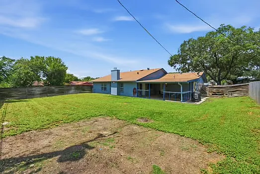 1330 White Rock Dr — Photo 3