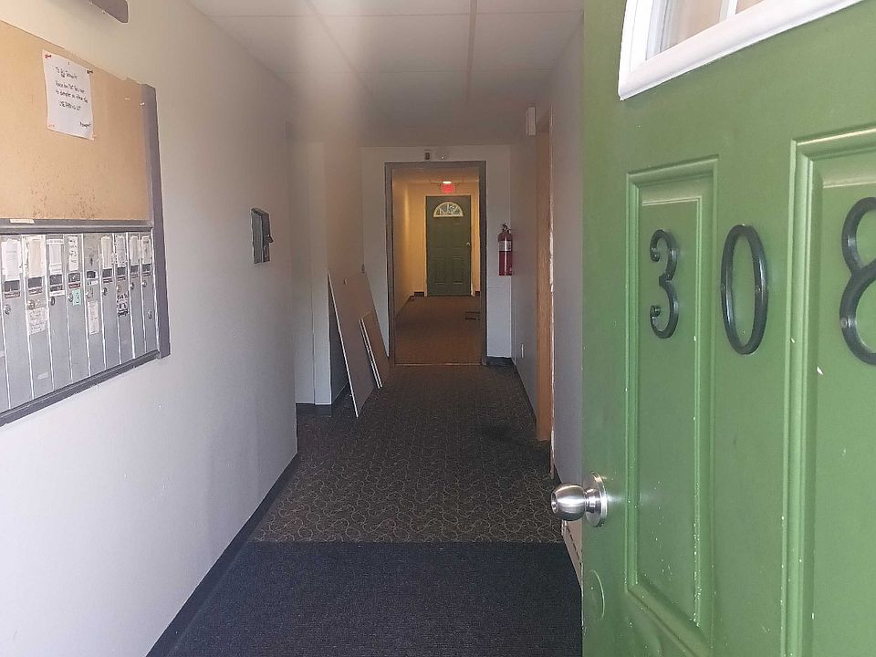 2nd image of 308 Abbottsford Rd #B1