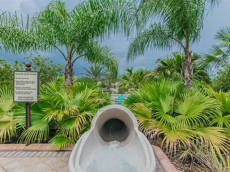 11027 Tahiti Isle Ln — Photo 70