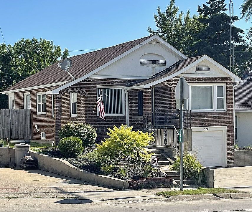 RAISED RANCH BUNGALOW