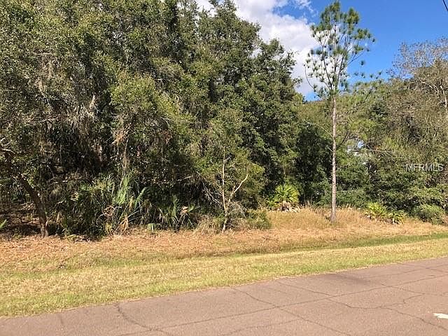2nd image of 1805 Wagonwheel Rd