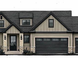 1425 Glen Rock Cir, Marion, IA