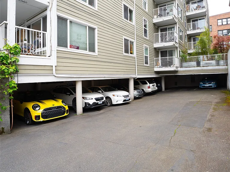 308 Summit Ave E #505 — Photo 3