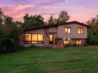 32350 Cedar Crest Trl NE, North Branch, MN 55056