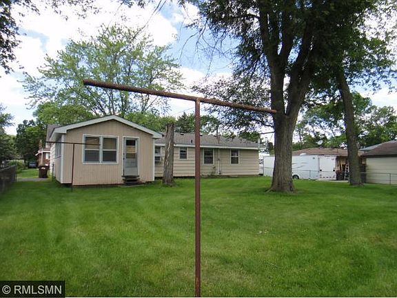 3rd image of 1190 Chicago Ave