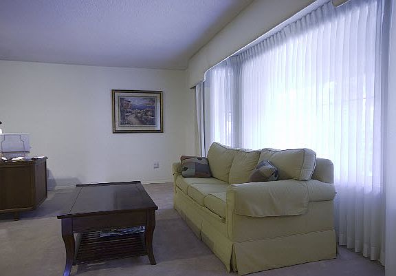 5th image of 8414 Zircon Dr SW