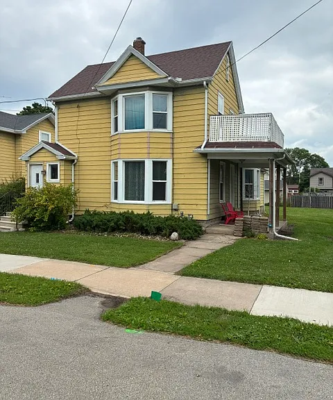 250 W 10th Ave — Photo 1