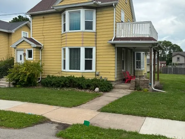 250 W 10th Ave, Oshkosh, WI 54902