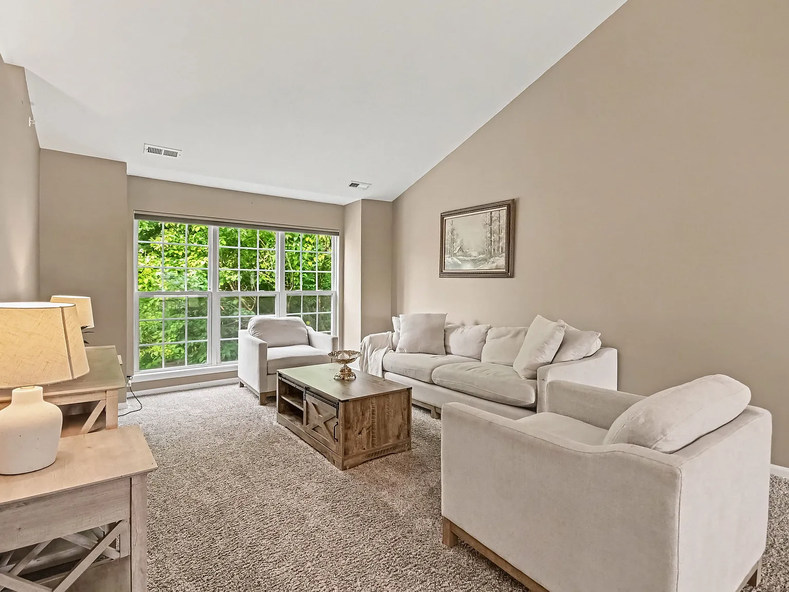 2 bed, 1385 sqft, $2,750 — Photo 3
